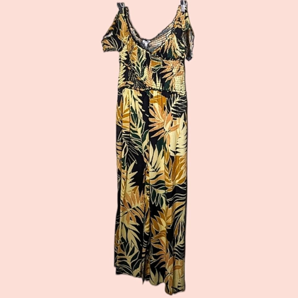 Patrons Of Peace Tropical Print Short Sleeve Rayon Puckered Jumpsuit size M